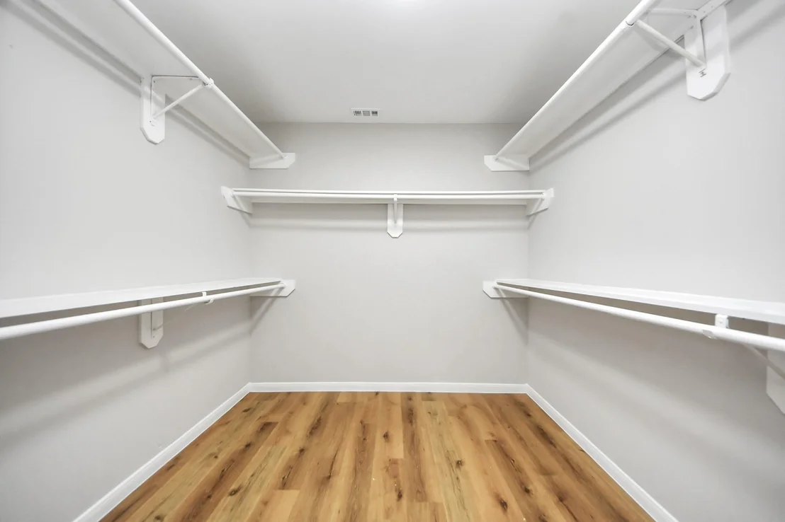 Photo of 15307 Streatham Circle