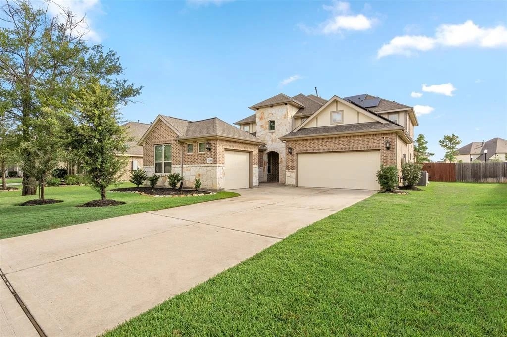 Photo of 22310 Nobleton Drive