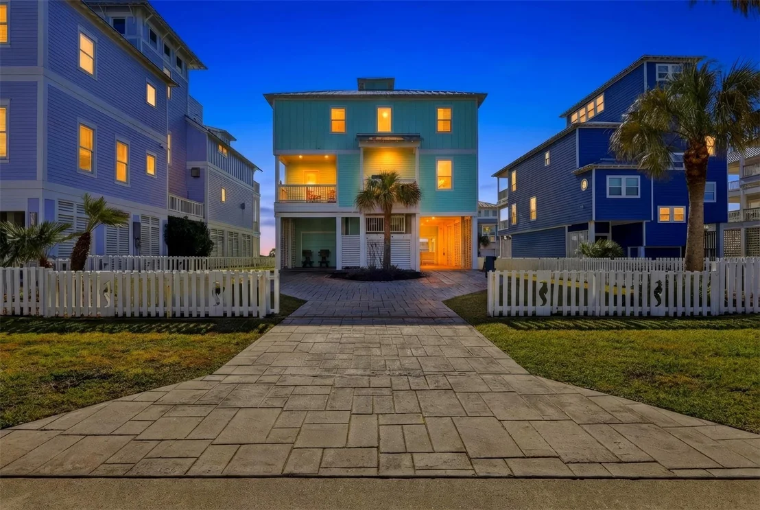 Photo of 11622 Beachside