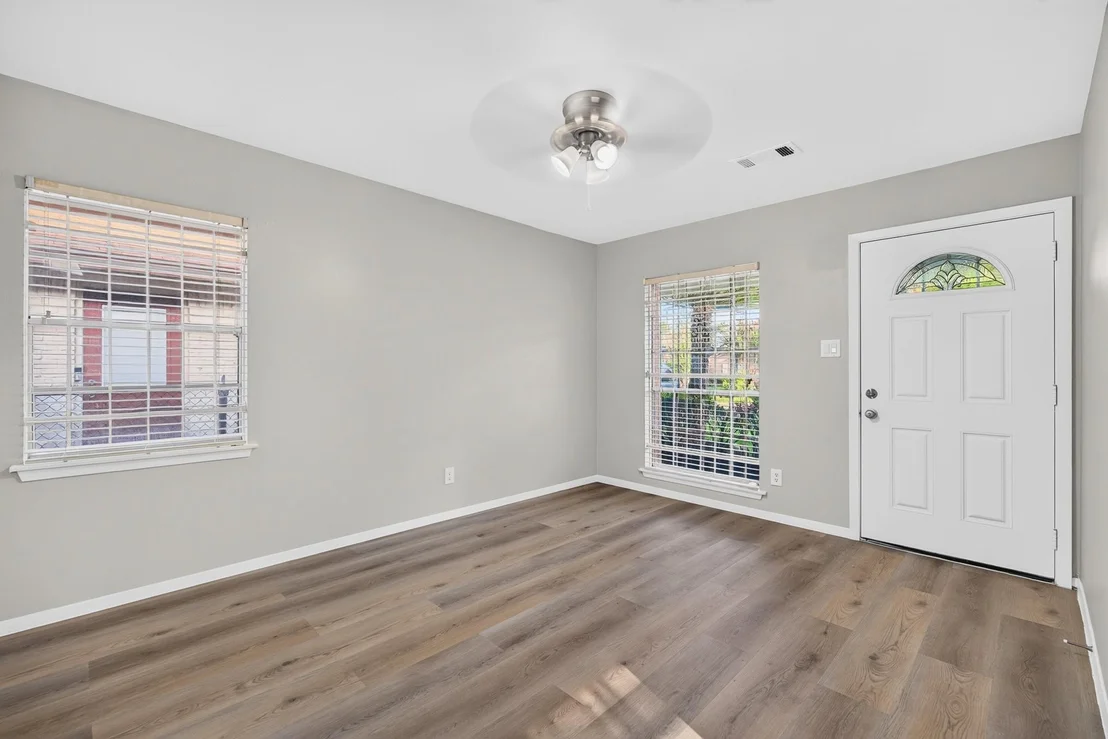Photo of 6127 Rietta Street