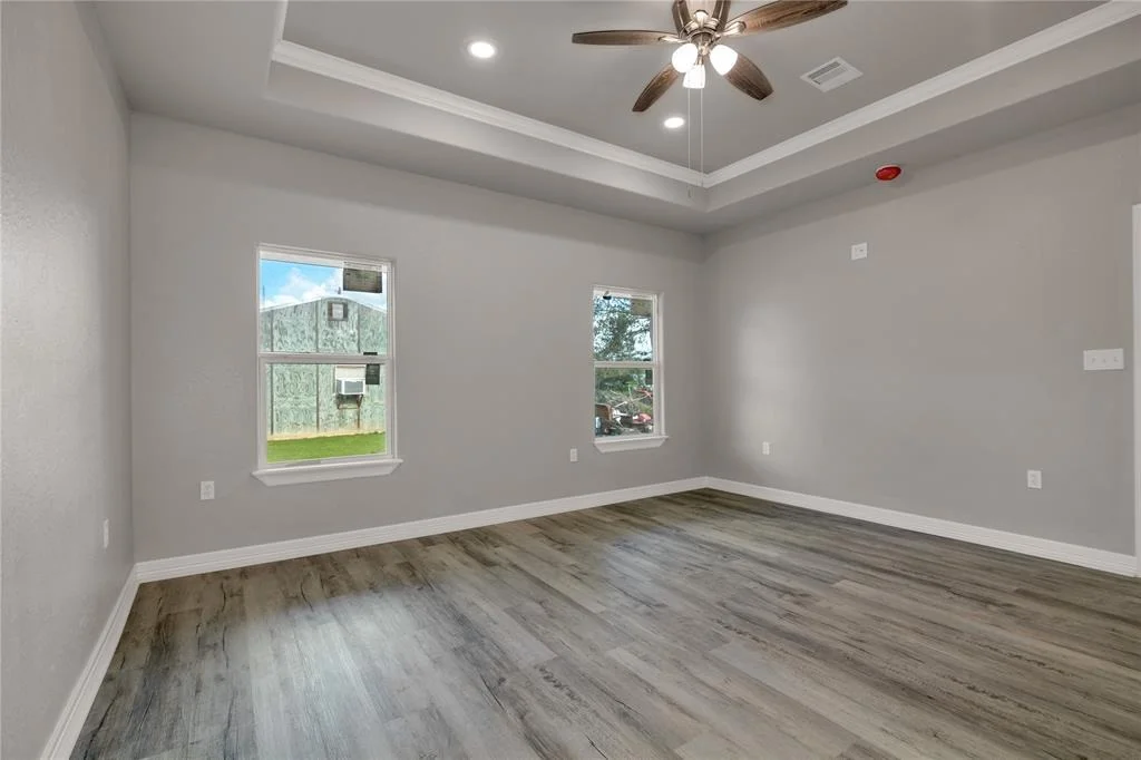 Photo of 409 E Travis