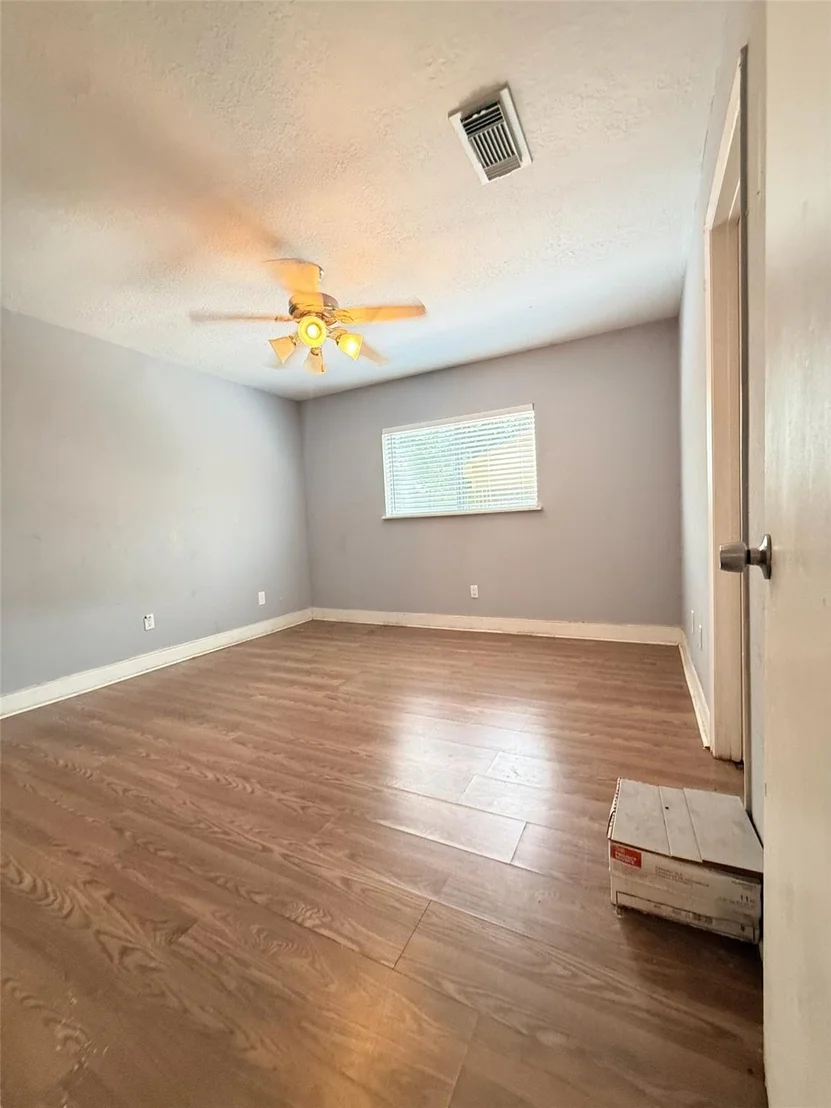 Photo of 88 S Wavy Oak Circle