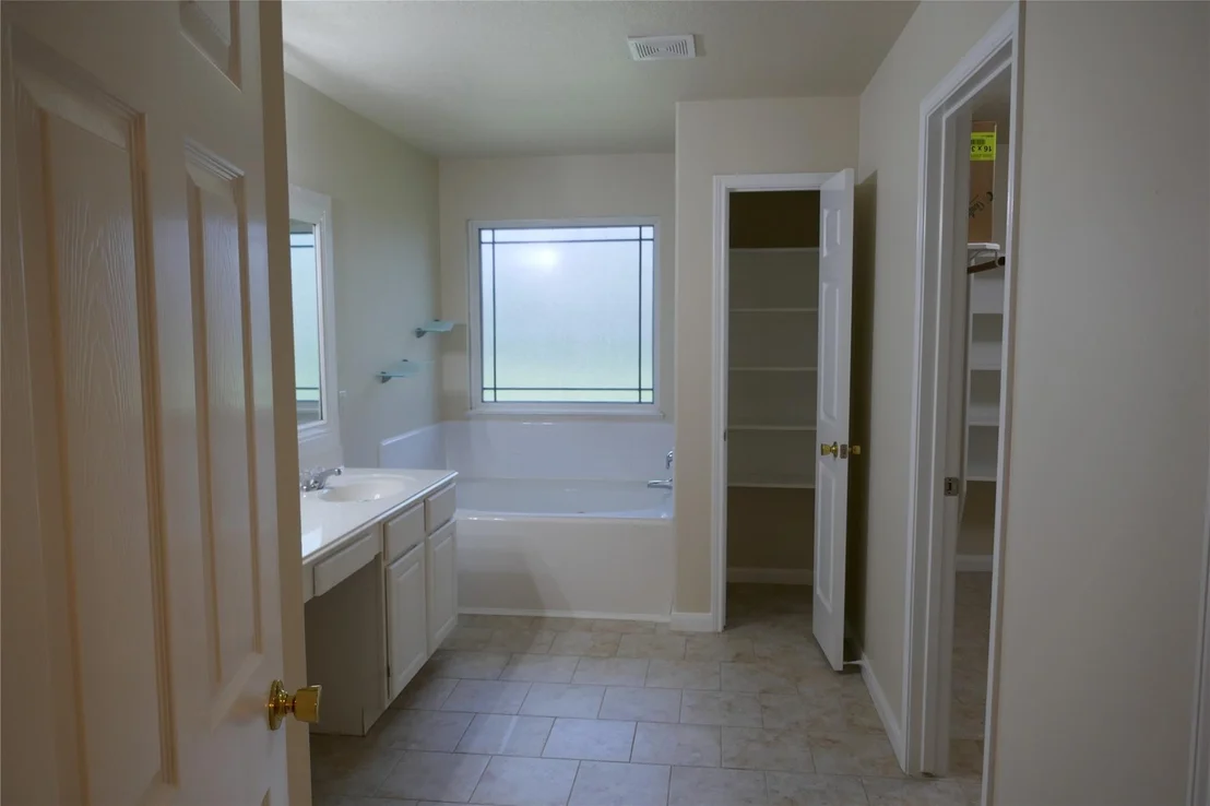 Photo of 5610 Bay Leaf Drive