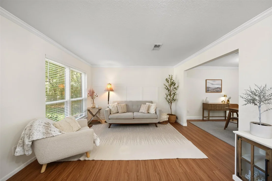 Photo of 3 E Stony Bridge Circle
