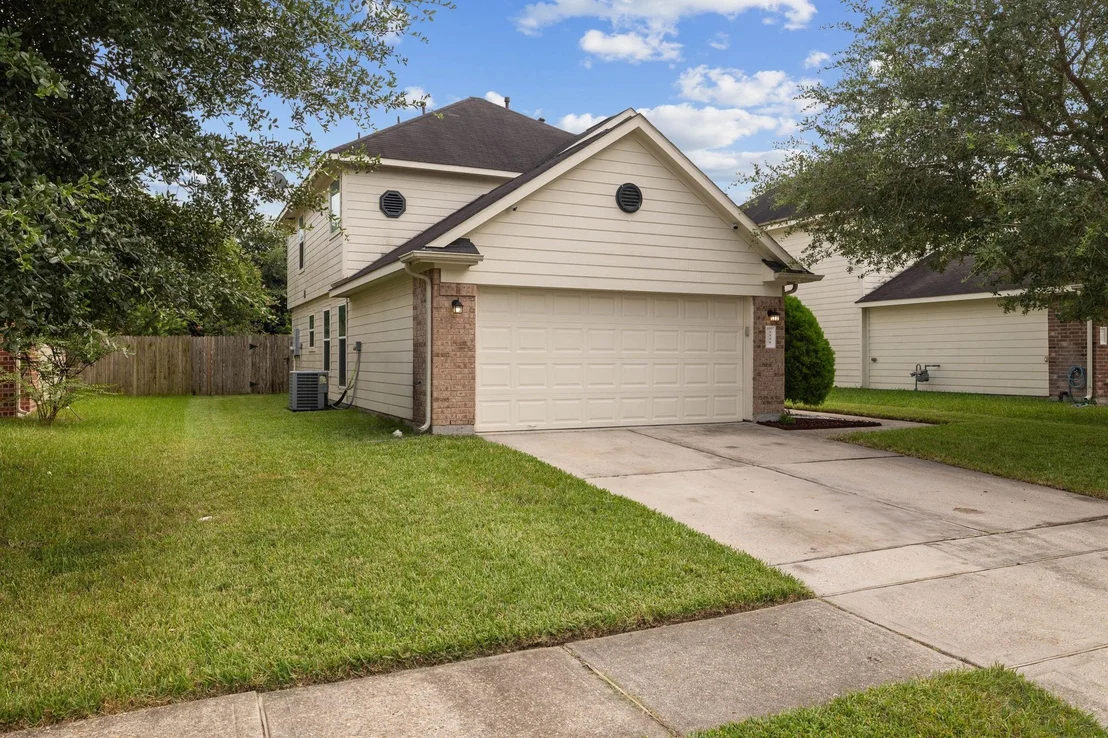 Photo of 3334 Maris Way