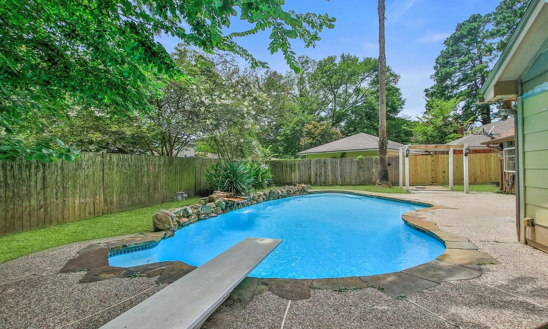Photo of 606 Orangewood Drive