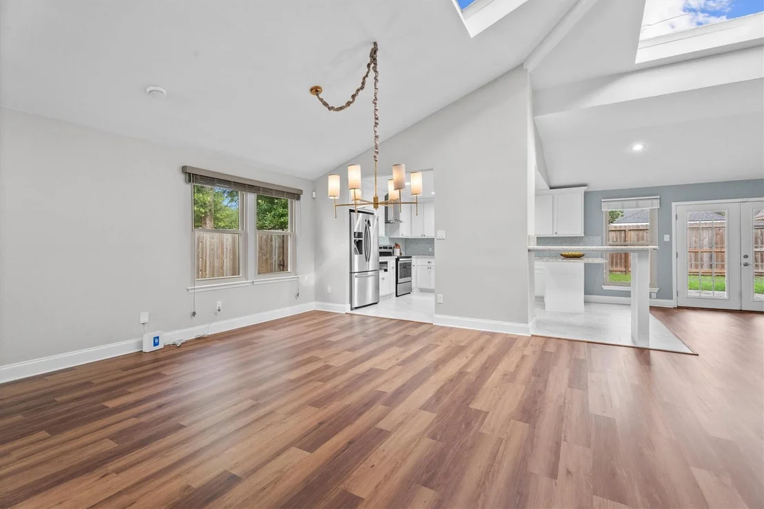 Photo of 538 Enchanted Lane