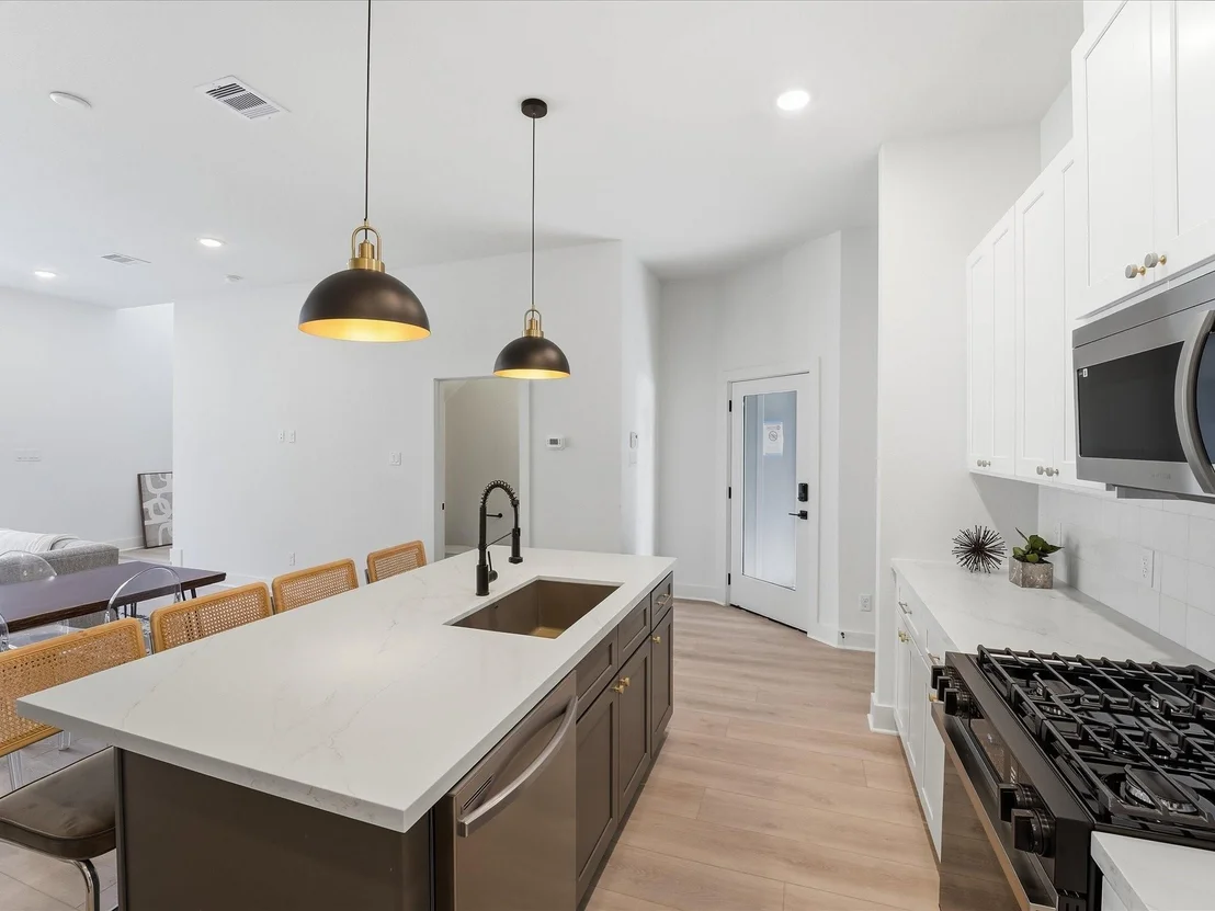 Photo of 1014 Upside Wheatley Lane