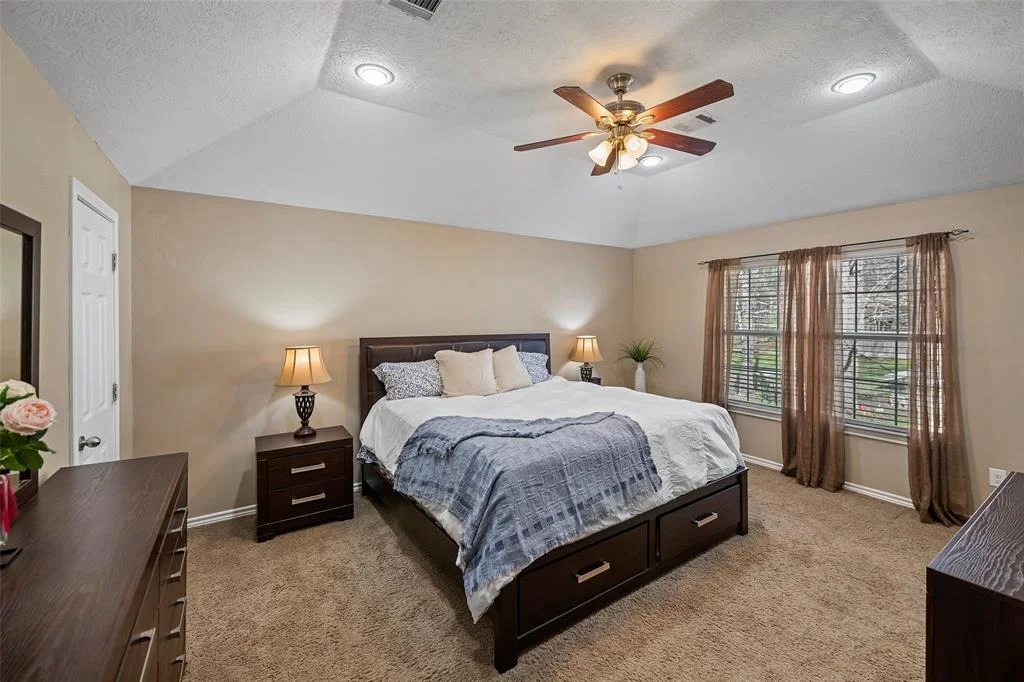 Photo of 21500 Vermillion