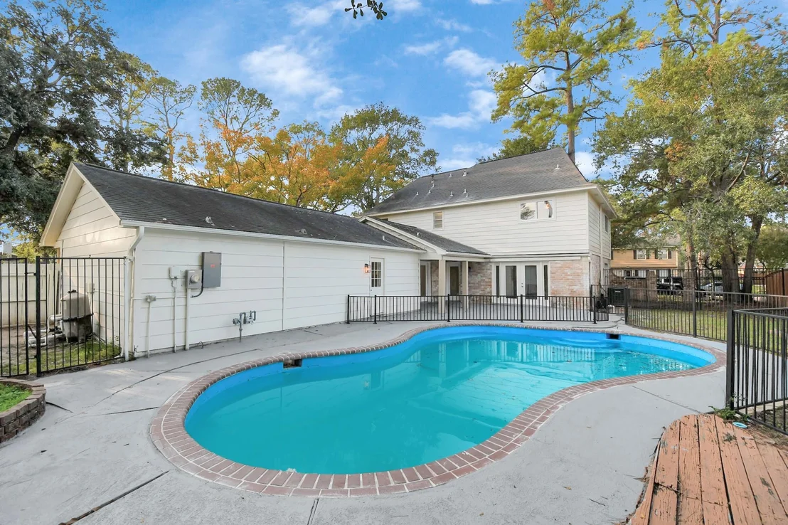 Photo of 3919 Fernglade Drive
