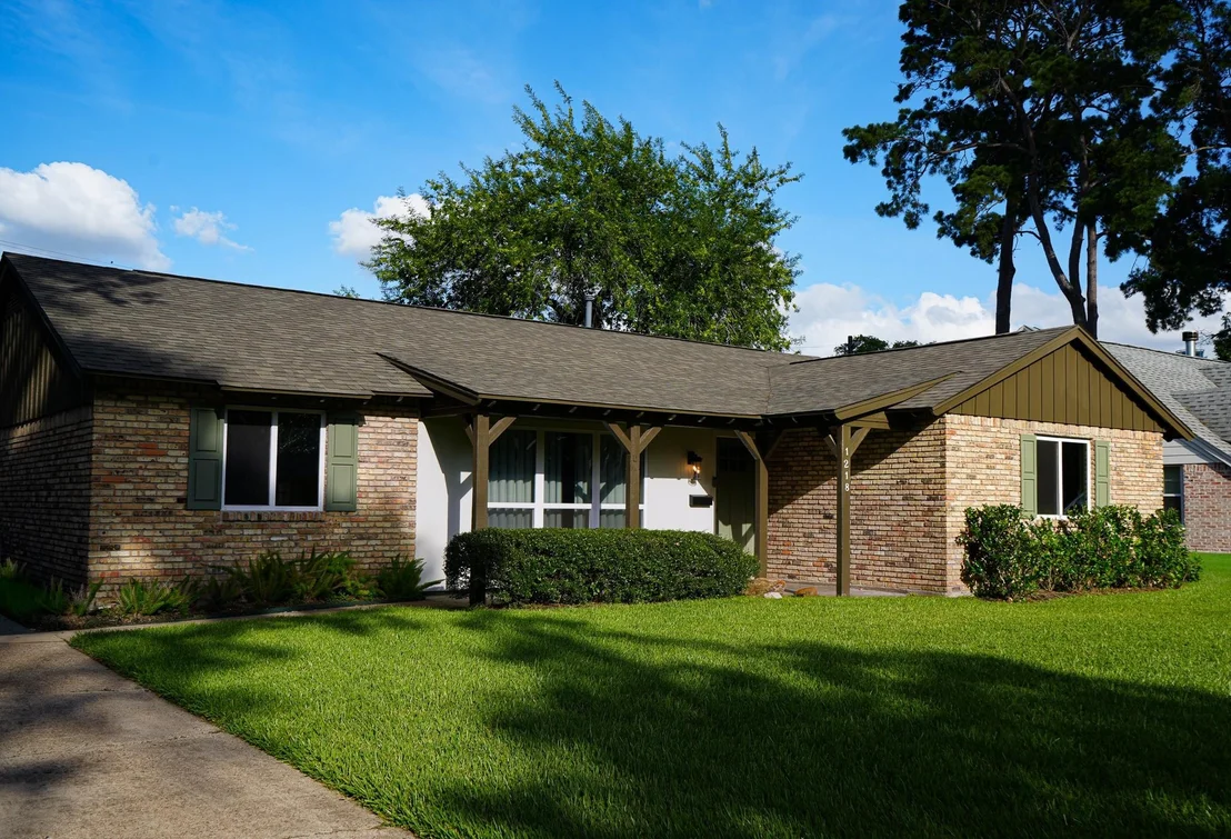 Photo of 1218 Shadeland Drive