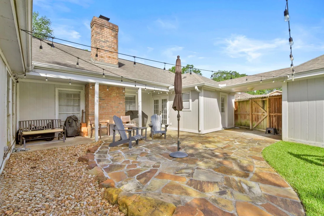 Photo of 1319 Crossfield Drive