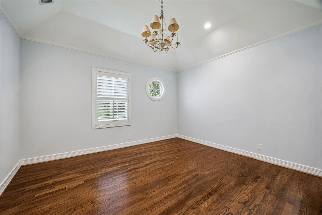 Photo of 3214 Sunset Boulevard