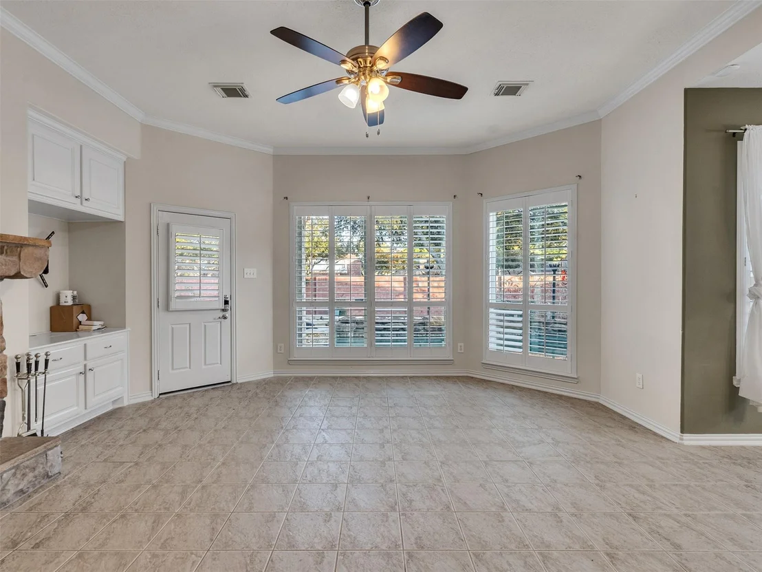 Photo of 2407 Beacon Pointe