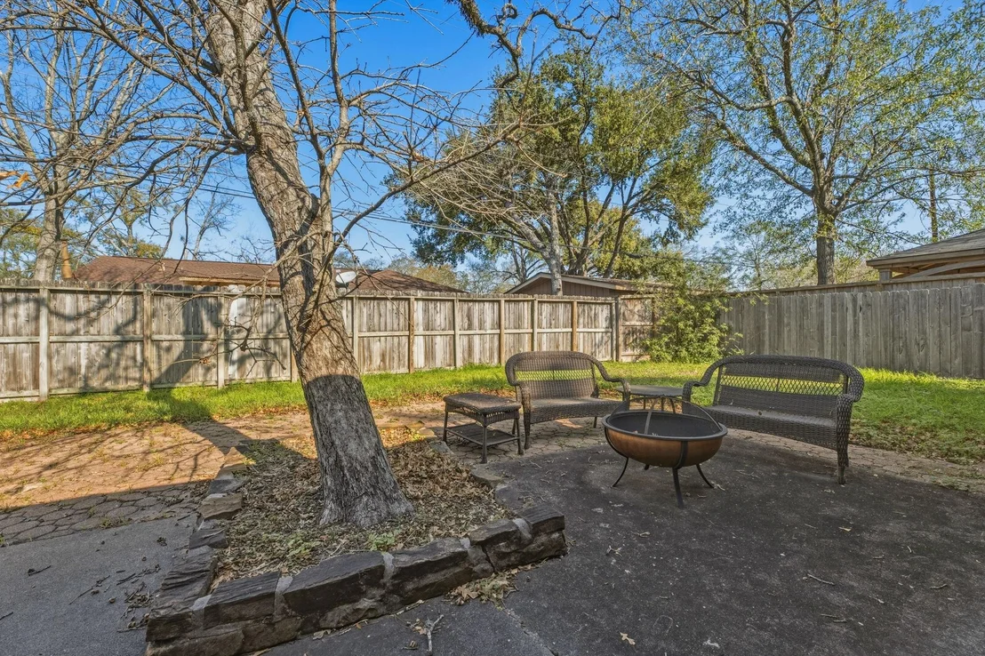 Photo of 9766 Westview Drive
