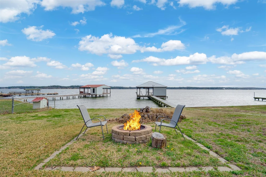 Photo of 1067 Beachside Drive