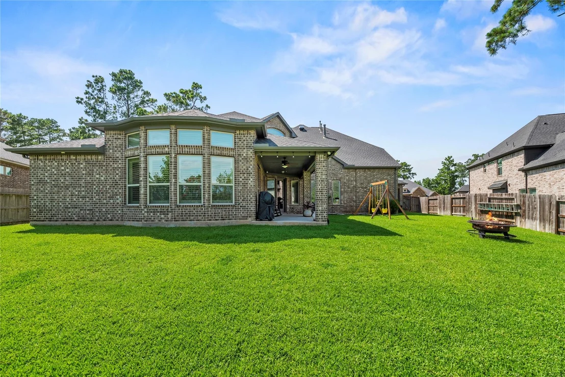 Photo of 1002 Pleasant Pines Lane