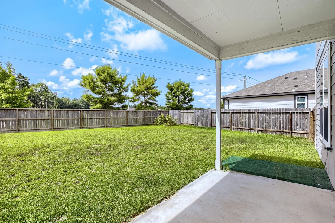 Photo of 21534 Austell Pond Drive