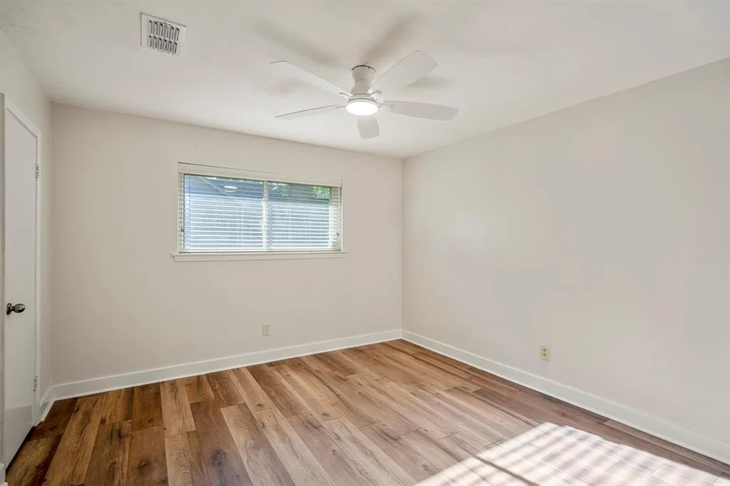 Photo of 214 Wickwood Drive