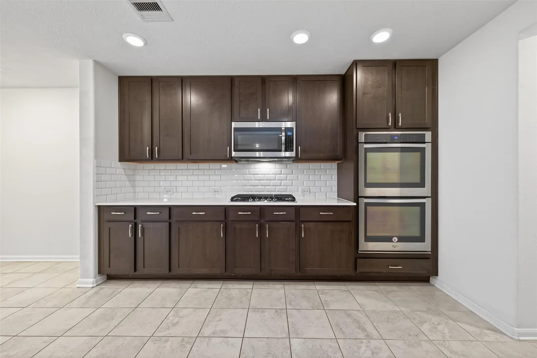 Photo of 4027 Lake Cypress Circle