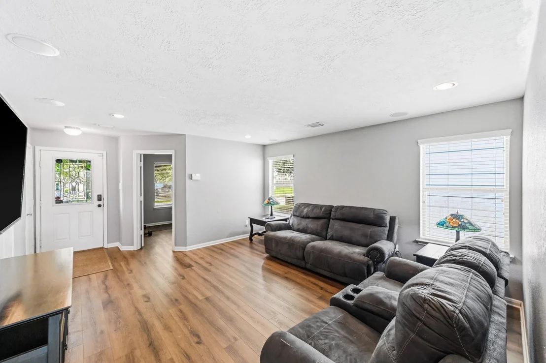Photo of 3834 Jewel Point Drive