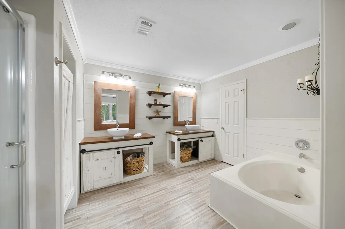 Photo of 3 E Stony Bridge Circle