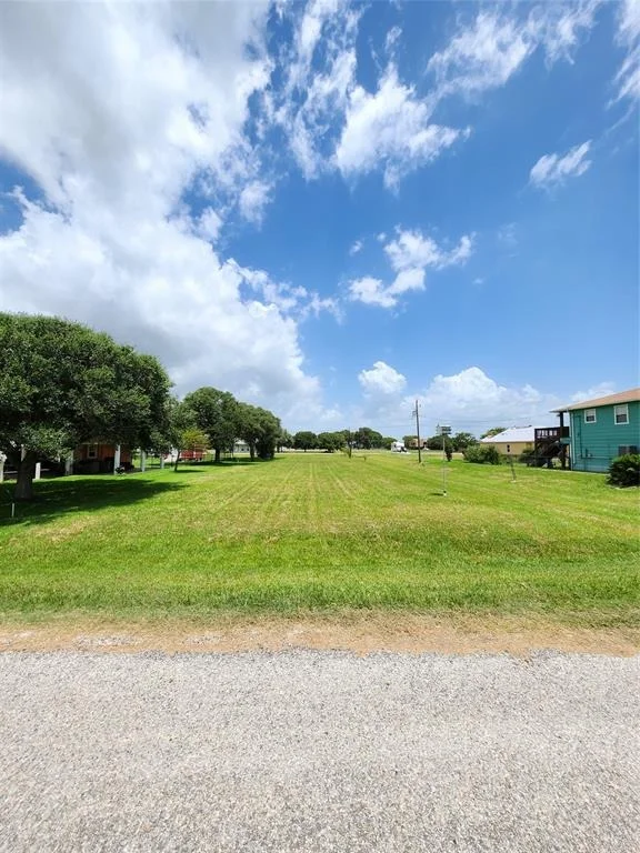 Photo of 853 Swallow Drive