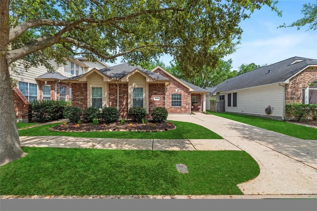 Photo of 6211 Cameron Cove Lane