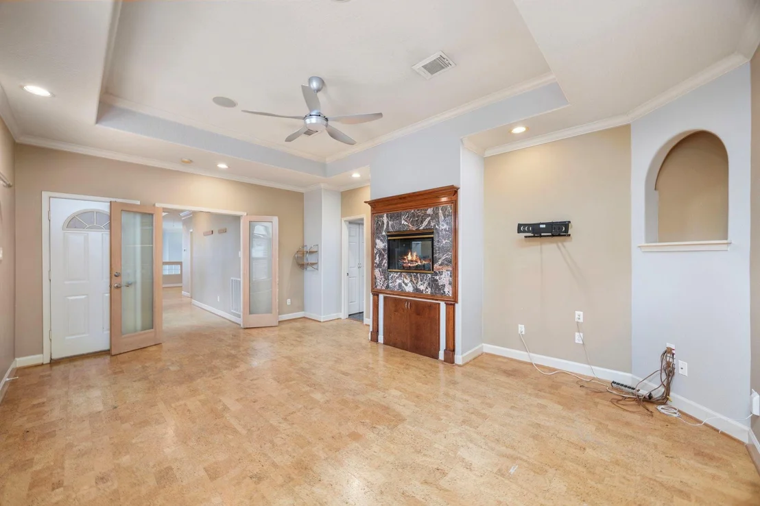Photo of 4039 Browning Street