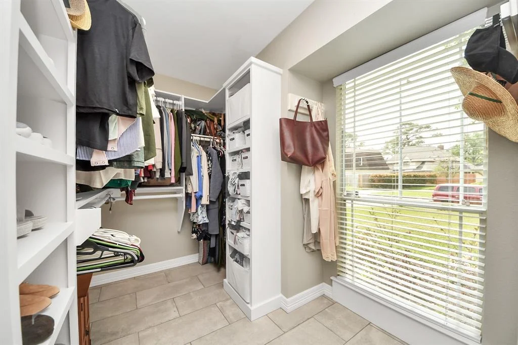Photo of 415 Lakeside Estates Drive