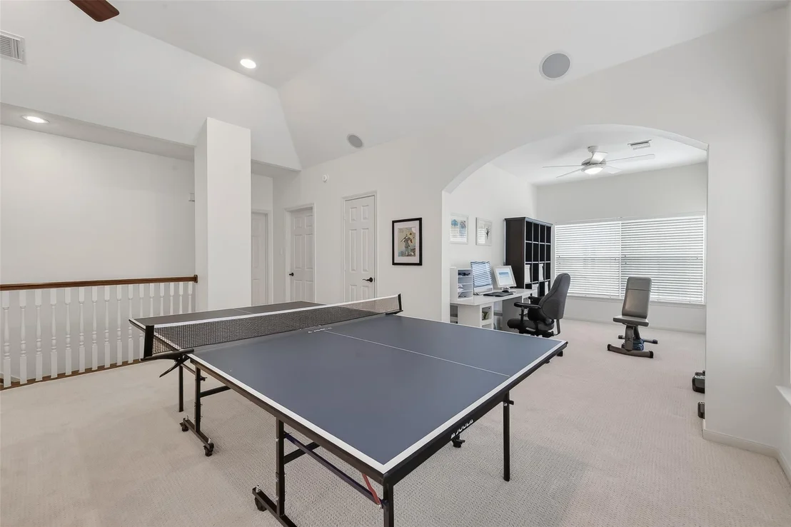 Photo of 15 Stonecliff Circle