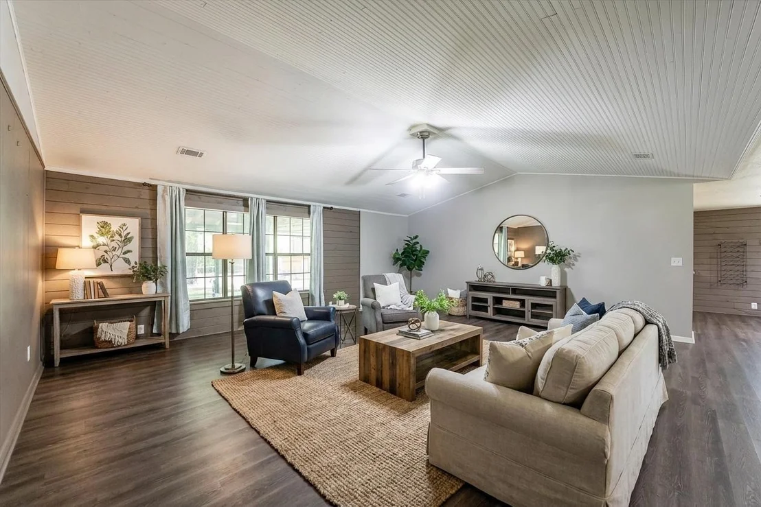 Photo of 12049 Clark Lane