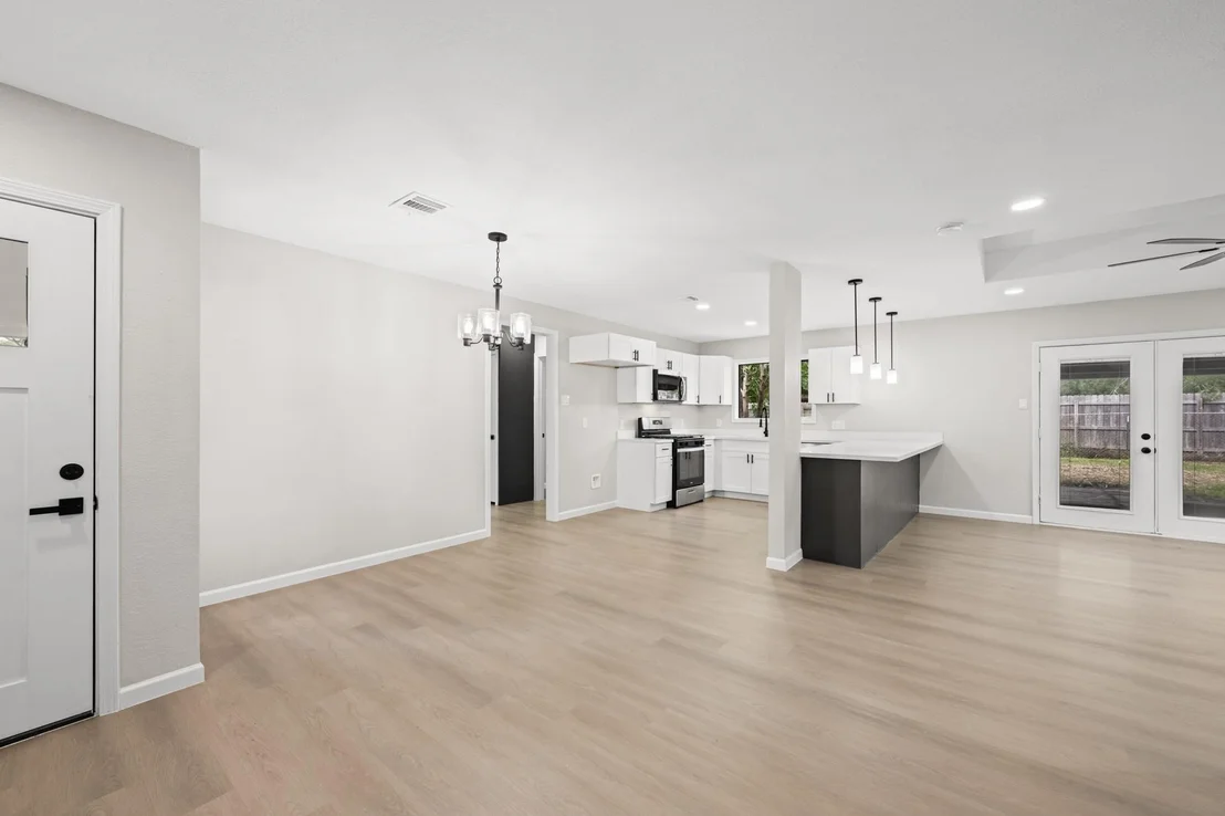 Photo of 523 Lazy Lane