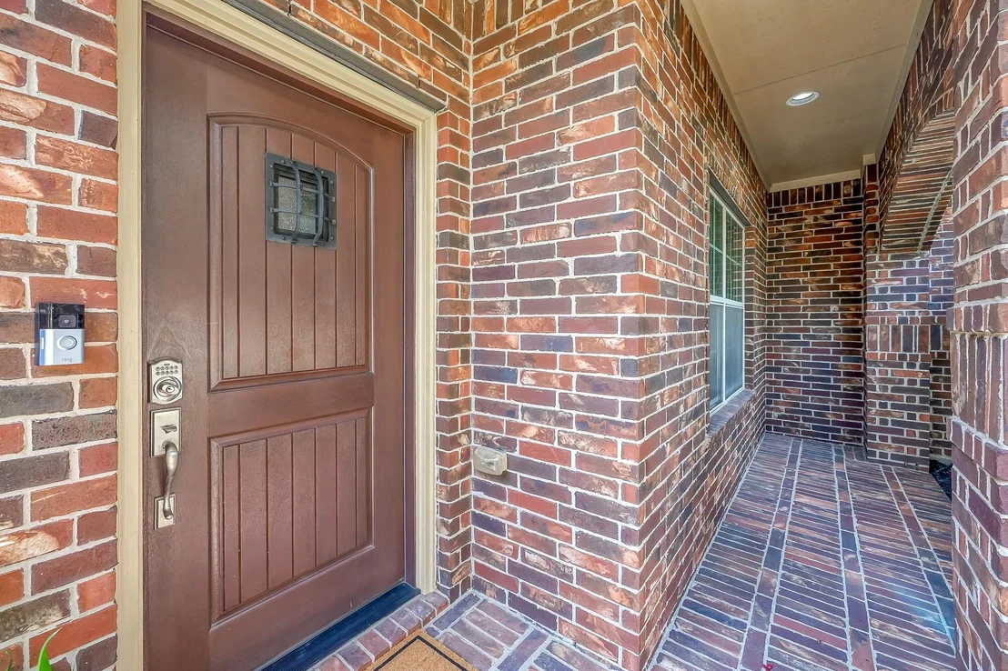 Photo of 21507 Lozar Drive