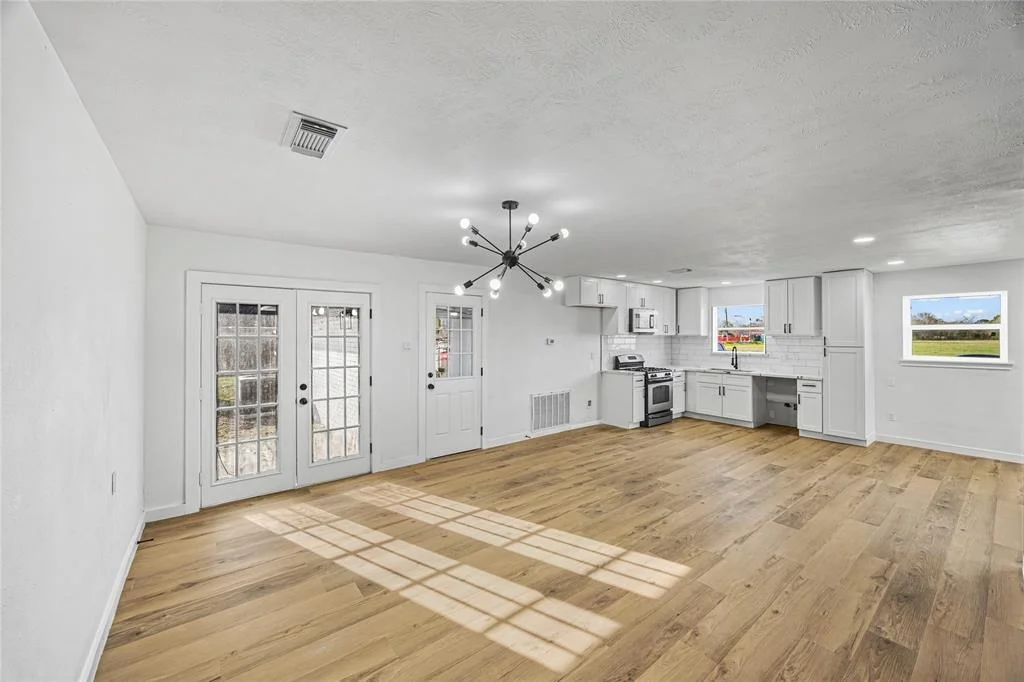 Photo of 2102 Cherry Lane