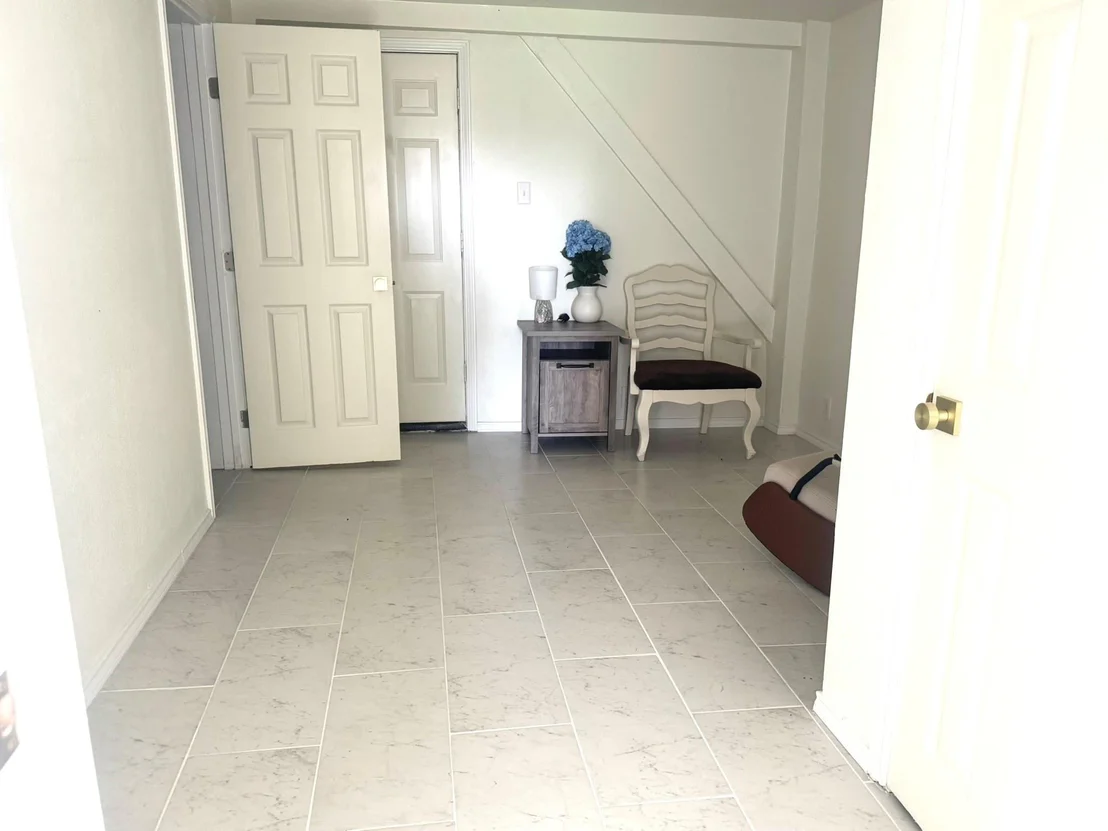 Photo of 788 Riverside Drive