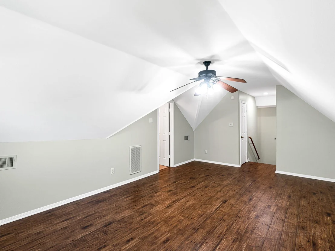 Photo of 32601 Rogers Road