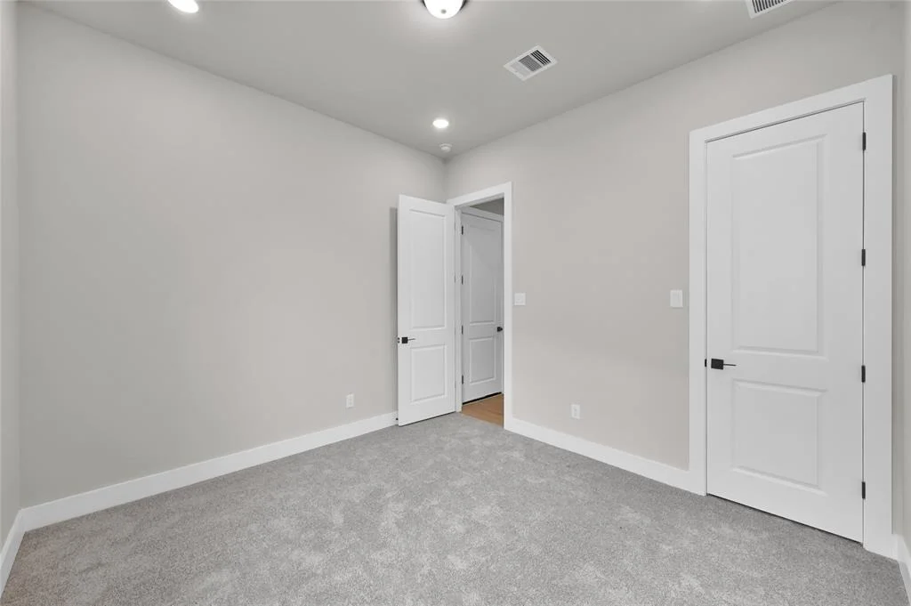 Photo of 165 Peninsula Point Drive