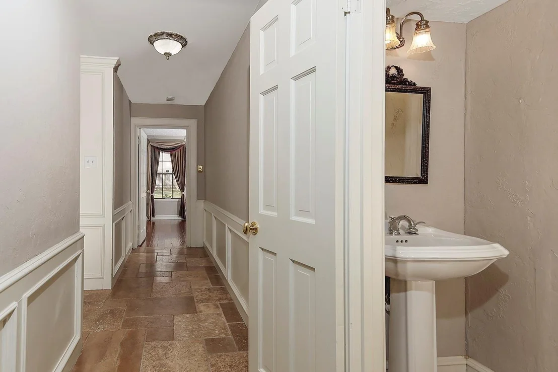 Photo of 650 Bellingrath Park