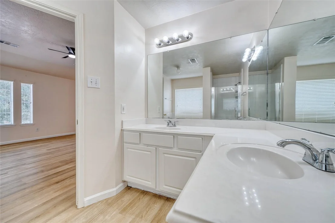 Photo of 20418 Linden Tree Drive