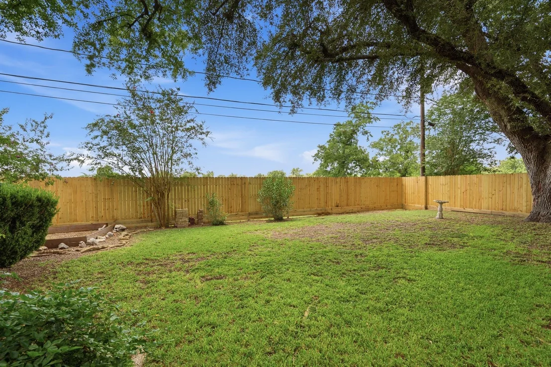 Photo of 1416 Linwood Drive