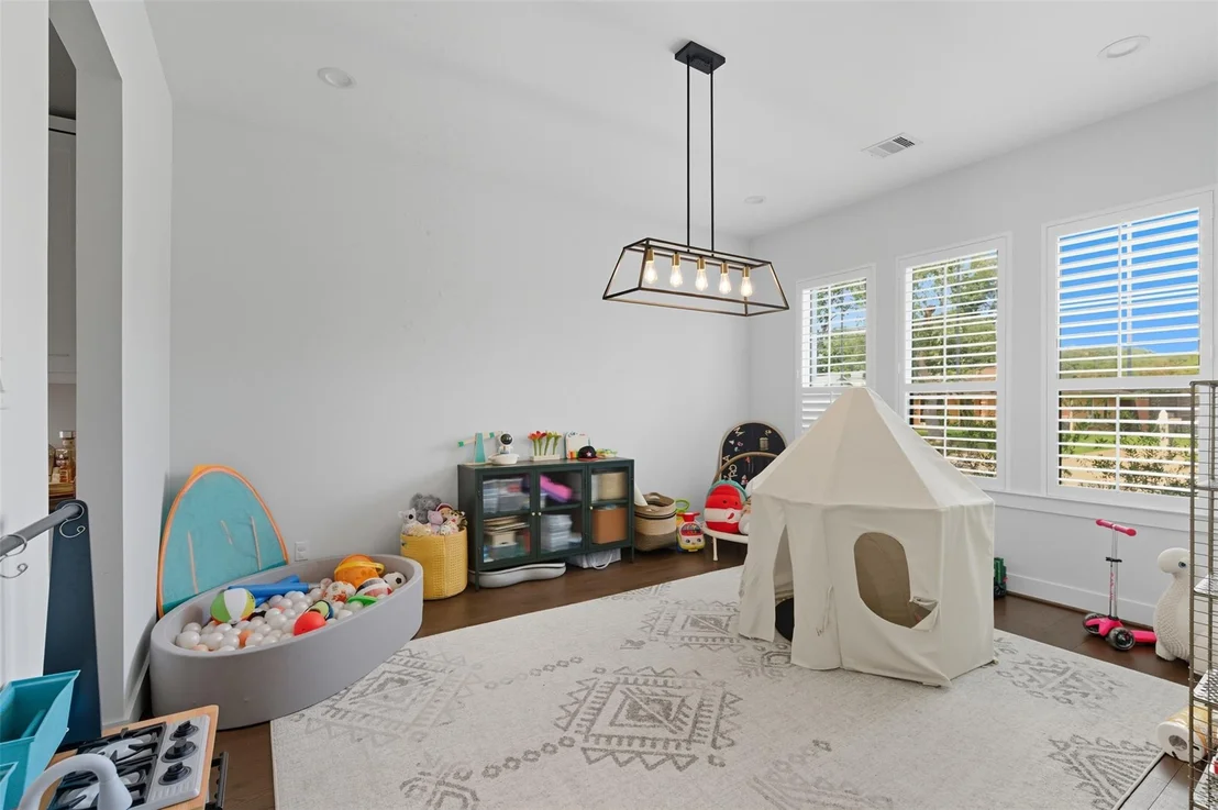 Photo of 1607 Wakefield Drive