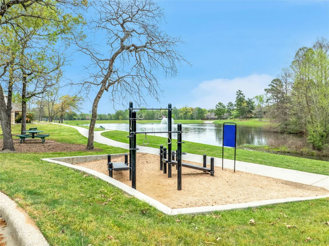 Photo of 115 Oak Estates Drive