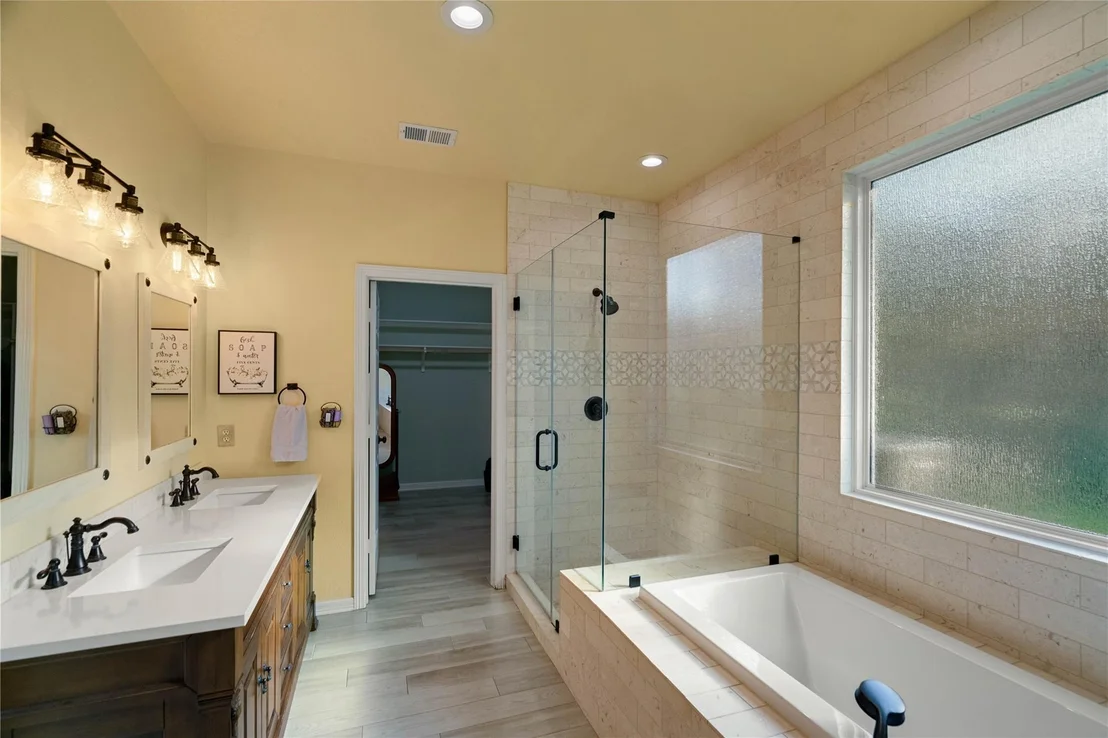 Photo of 28907 Valley Commons Drive