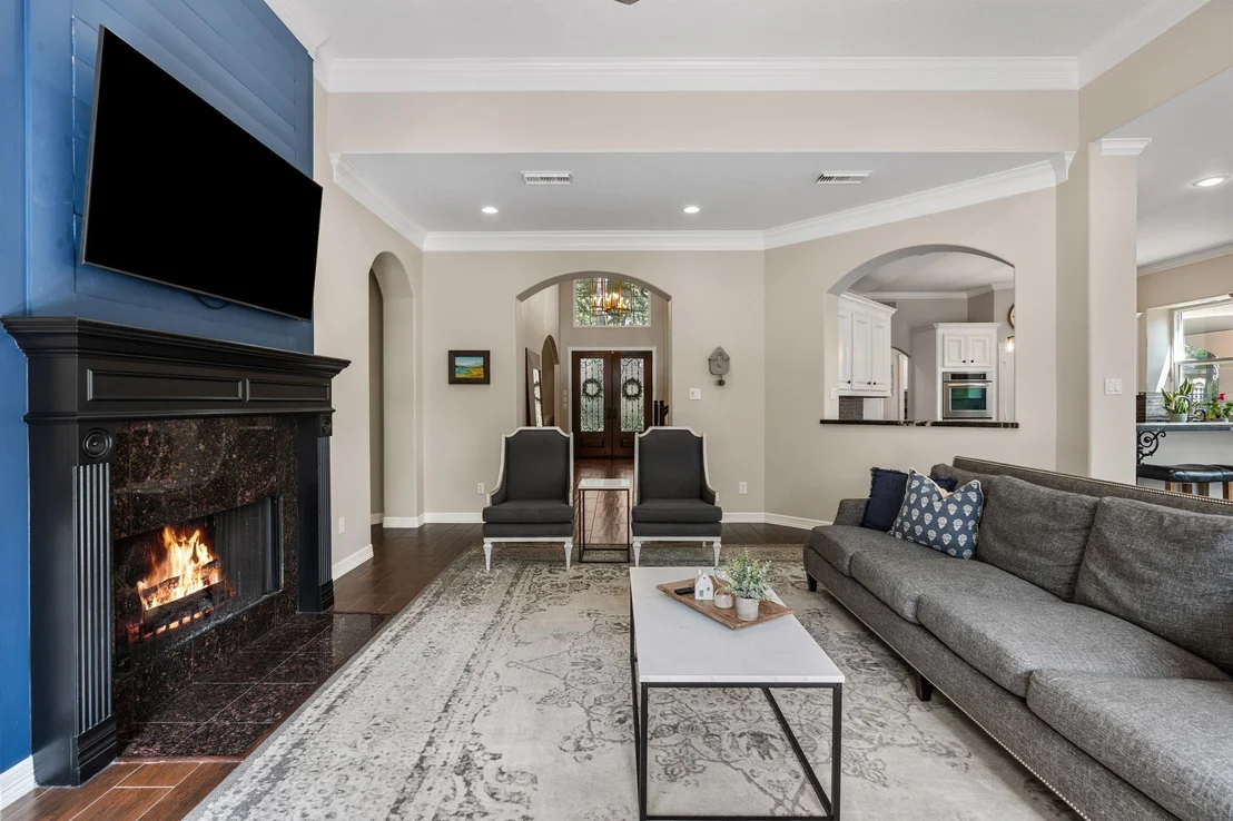 Photo of 7027 Centre Oaks Drive