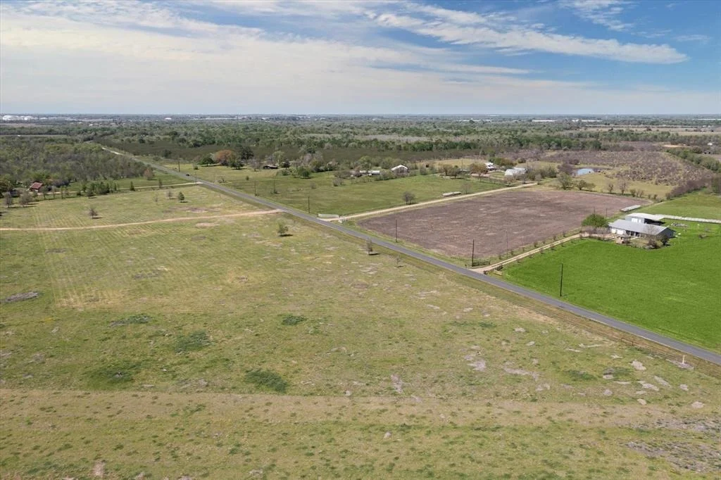 Photo of 5025 Ward Bend Road