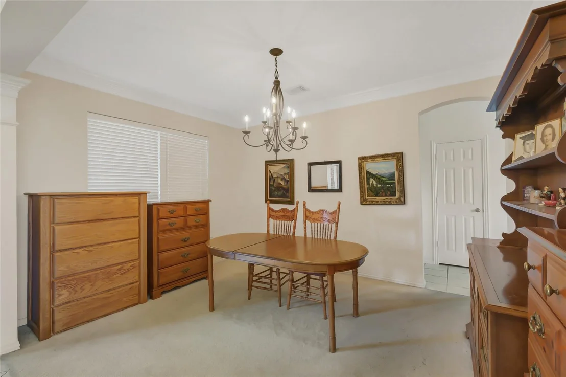 Photo of 8915 High Ridge Lane