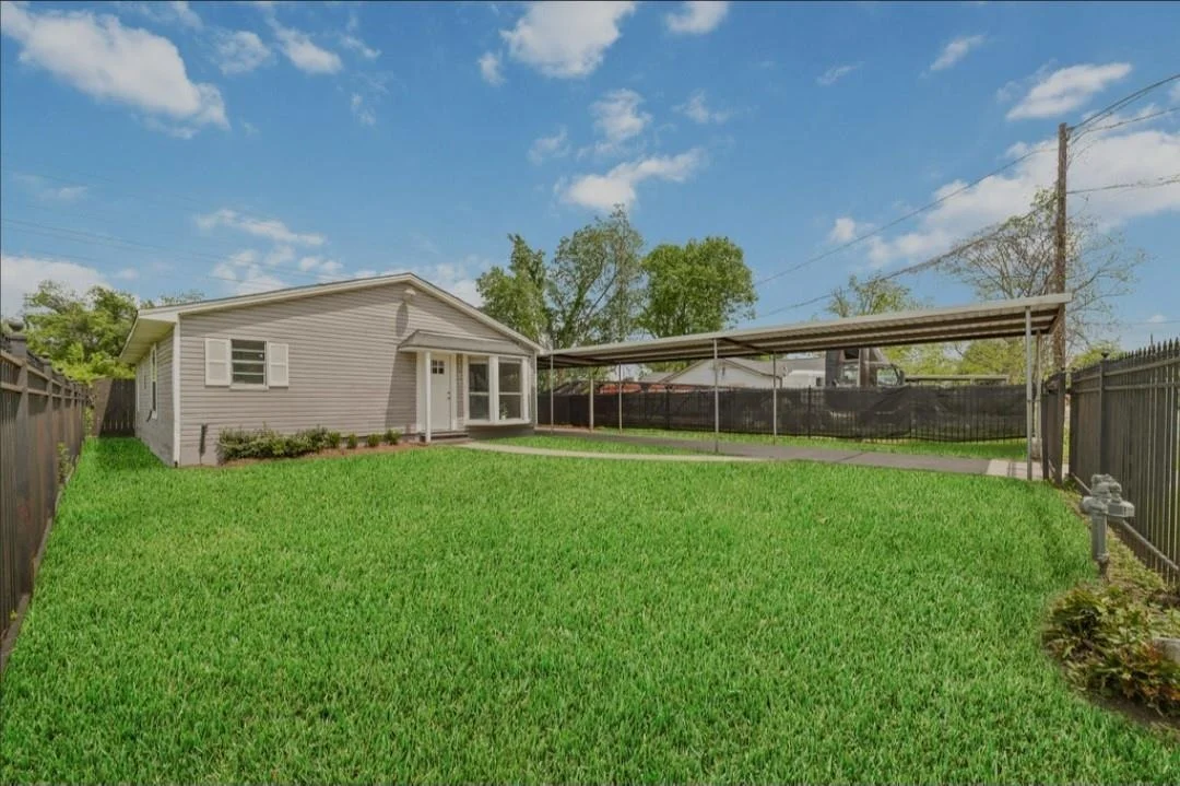 Photo of 2503 Creston Drive