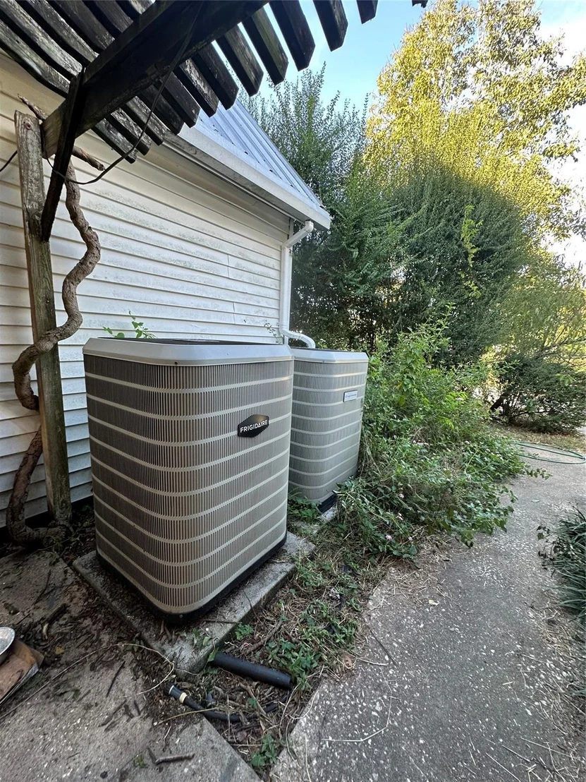 Photo of 46 Westwood Drive E
