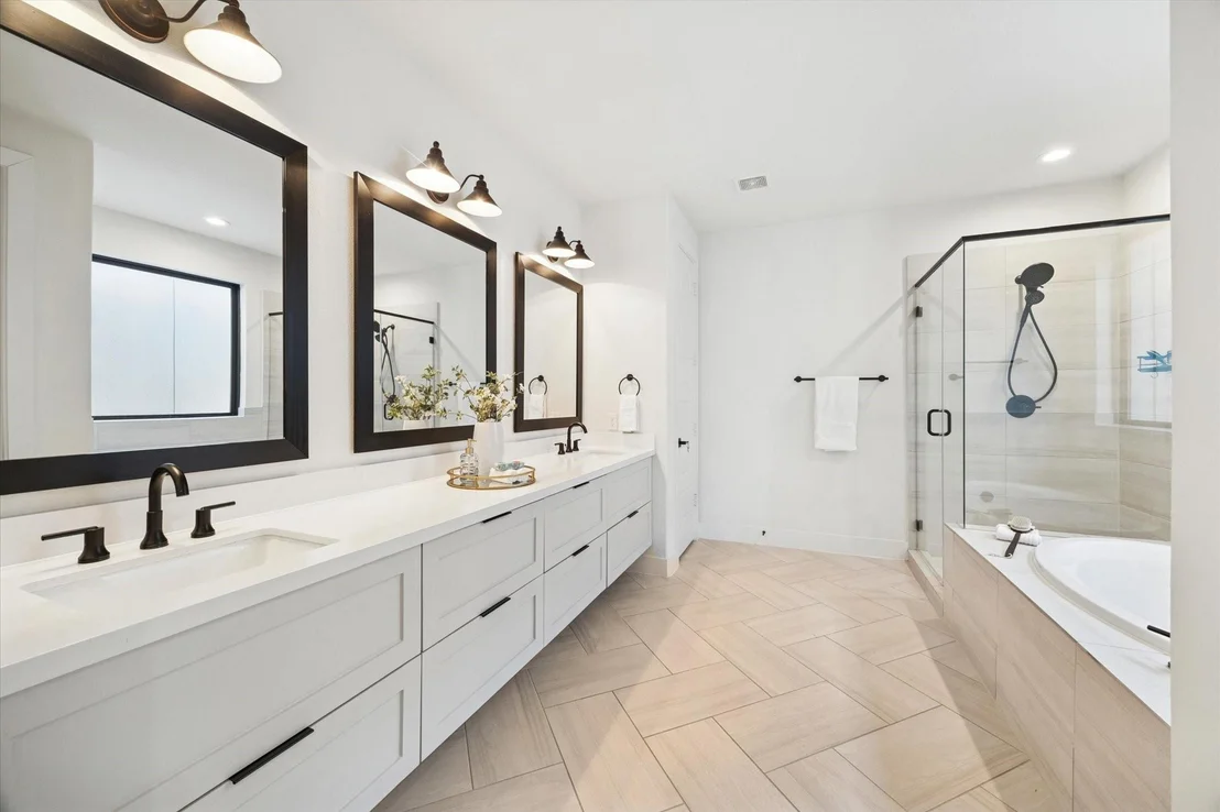 Photo of 1122 Thompson Street